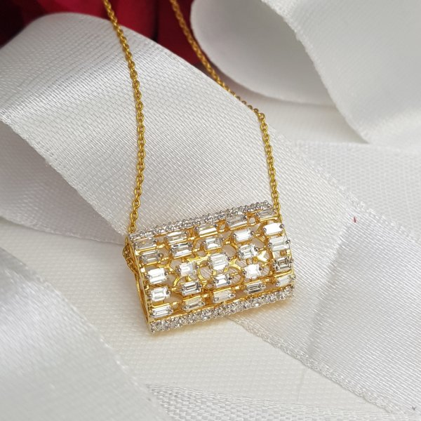 Baguette and Diamond Pendant in 18K Gold