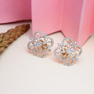 Big Floral Diamond Ear Studs in 18K Gold, Giri Collections