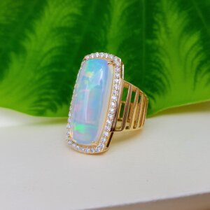 Firing Opal and Diamond Cocktail Ring in 18K Gold, Giri Collections