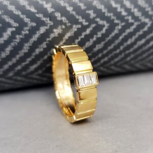 Baguette Band Ring in 18K Gold, Giri Collections