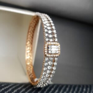 Baguettes and Diamond Bracelet in 18K Rose Gold