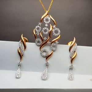 Diamond Pendant Set in 18K Rose Gold, Giri Collections